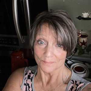 Meet your Posher, Paula